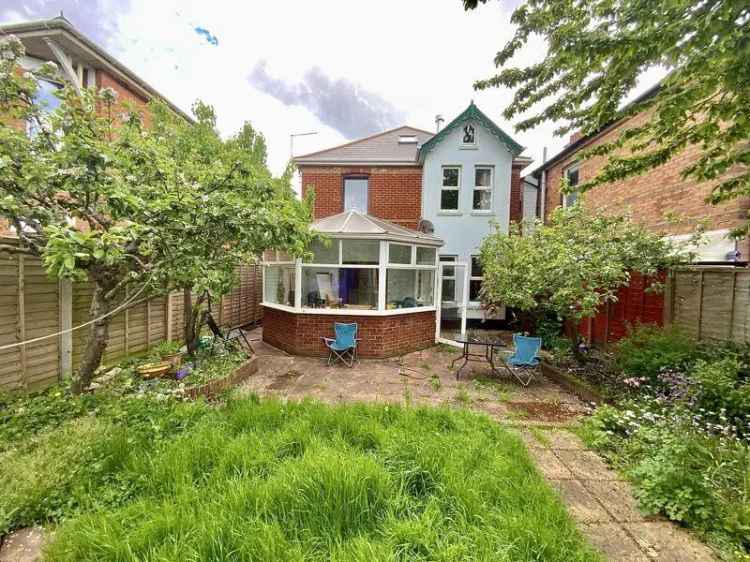 4 Bedroom Detached House for Sale Near Pokesdown Station