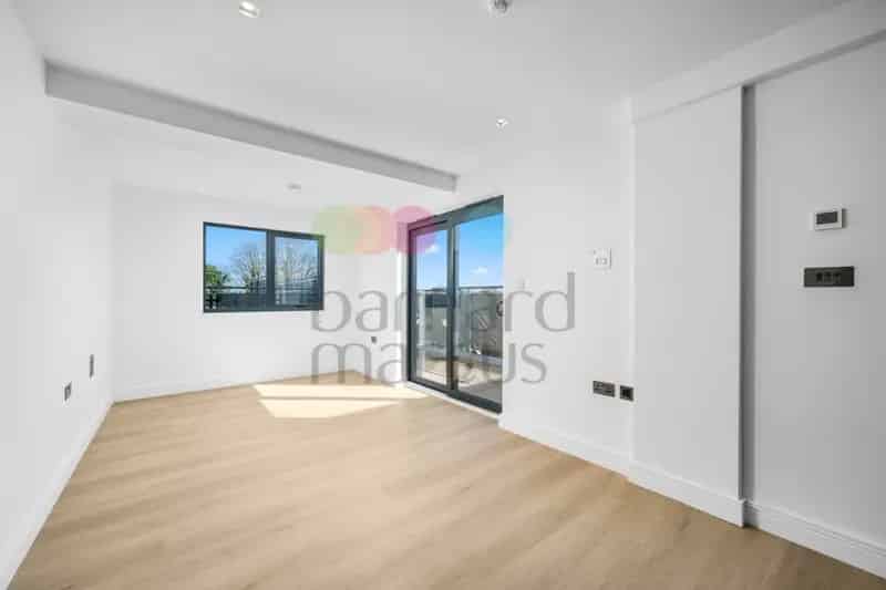 Flat For Rent , Muswell Hill Broadway, London, England