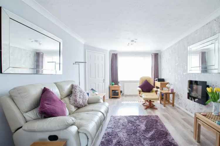 2 Bedroom Detached Bungalow Wheelchair Access Modernized