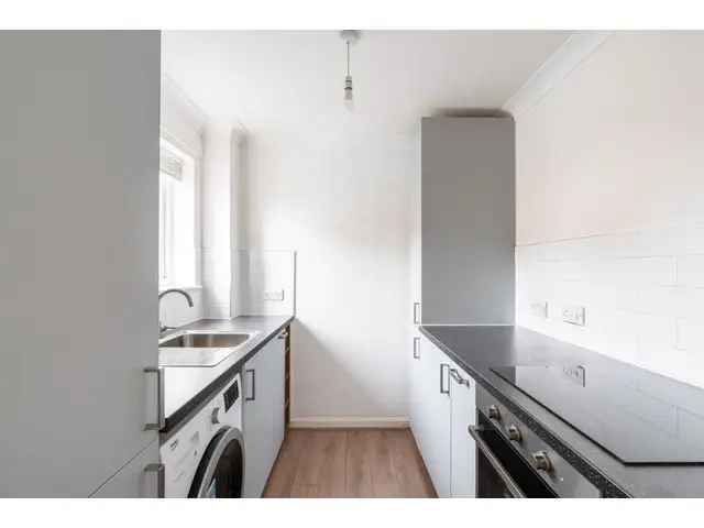 1 Bedroom Flat for Sale South Gyle