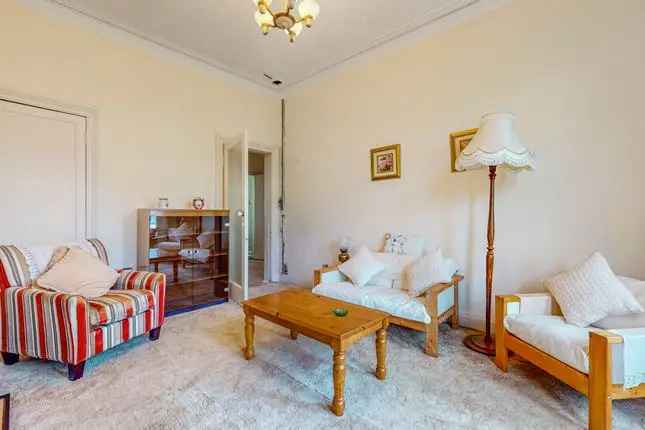 Flat for sale in Dudley Drive, Glasgow G12