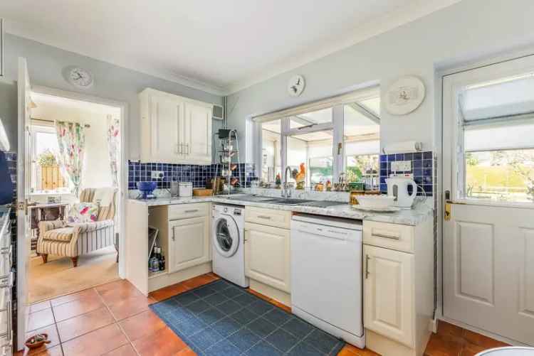 3 Bedroom Detached Bungalow for Sale Frampton upon Severn