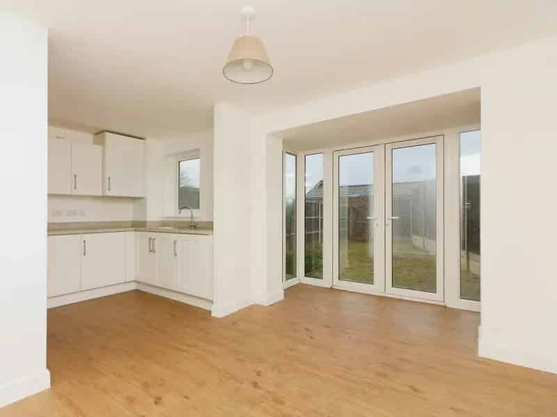 Four Bedroom Townhouse in Temple Hill Dartford