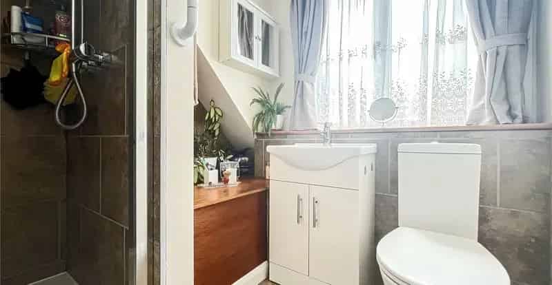 3 Bedroom House For Sale Near Local Schools