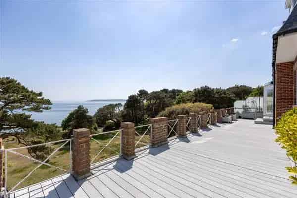 Stunning Sea View Apartment Bournemouth