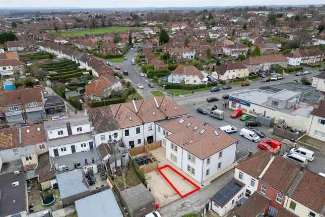 Parking/garage for sale in Lodge Causeway, Fishponds, Bristol BS16