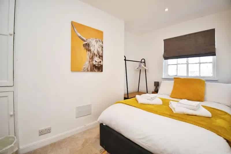 2 Bed Ripon City Centre Grade II Listed Terrace House For Sale