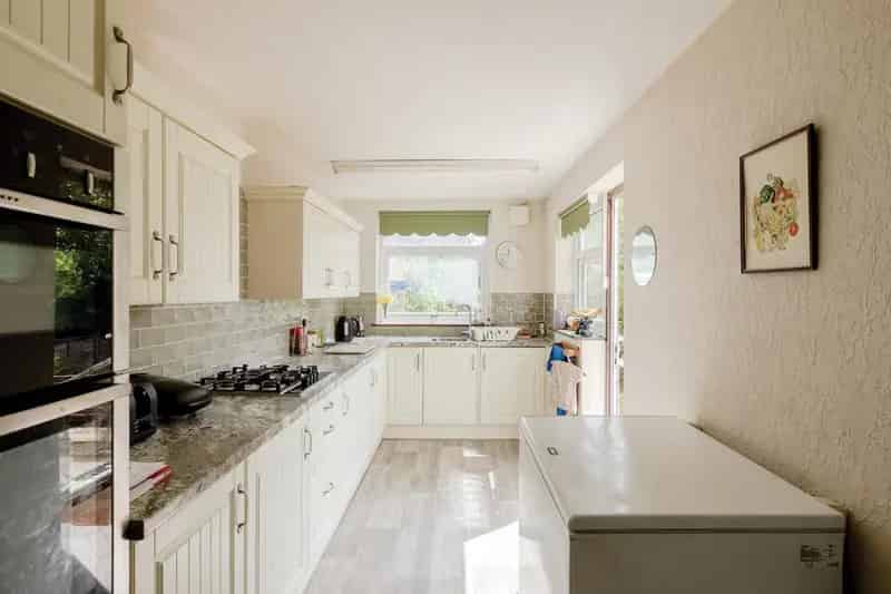 3 Bedroom Terraced House for Sale in Bristol
