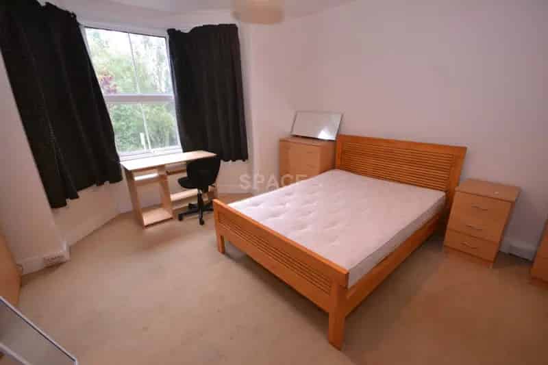 1 Bedroom House Share Near TVP and Sutton's Business Park