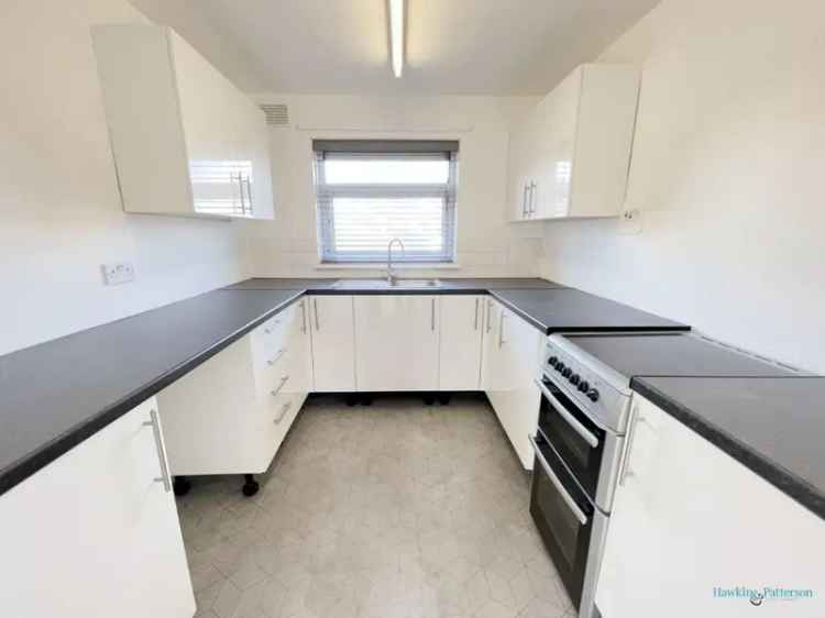 2 bed flat for sale