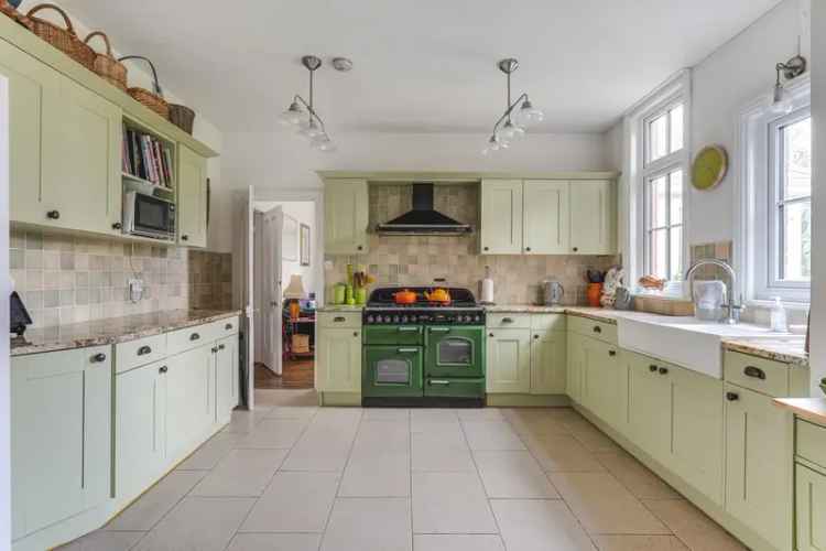5 Bedroom Detached House Hitchin Road Letchworth Garden City