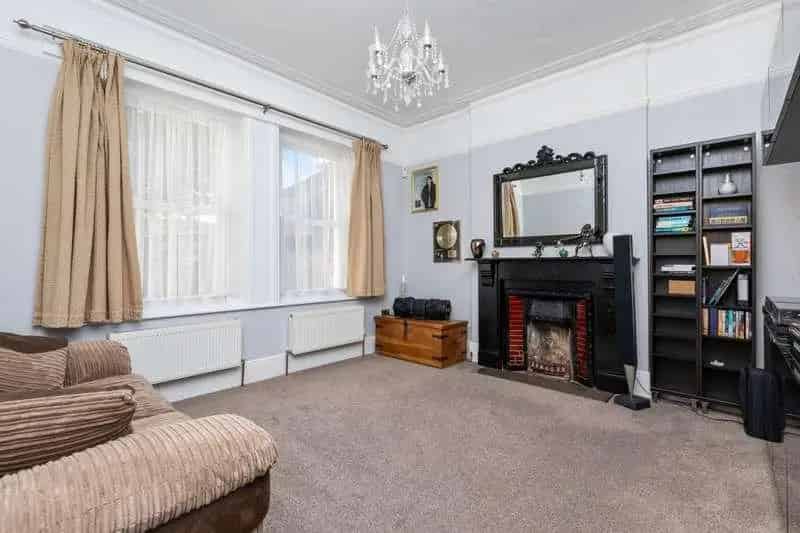 5 Bed Detached House For Sale Worthing
