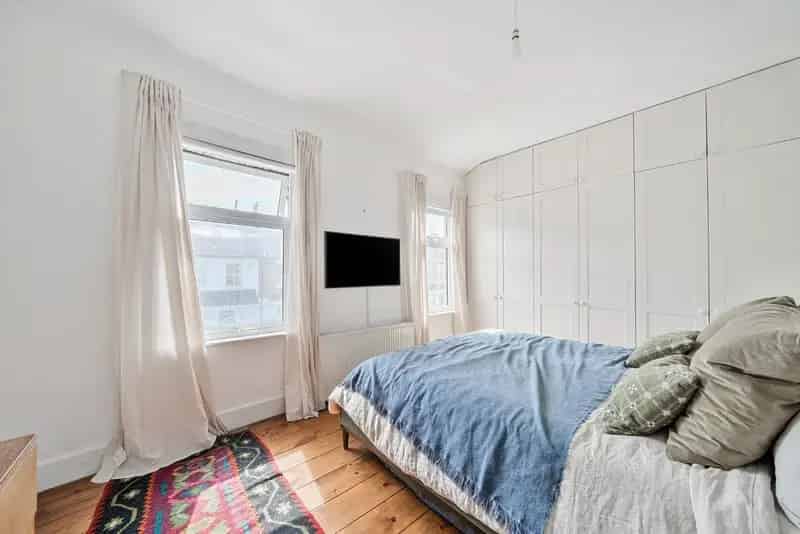 3 Bed Victorian House Near Lordship Lane - Sunny Garden - 1100 Sqft