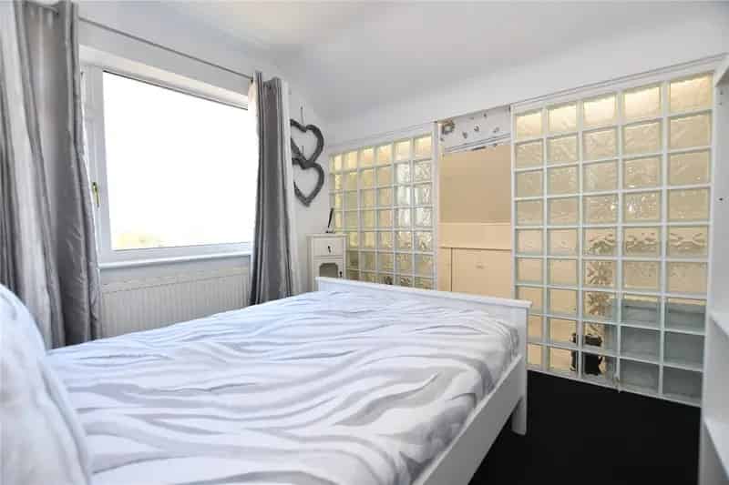 Semi Detached House Ready to Move Into