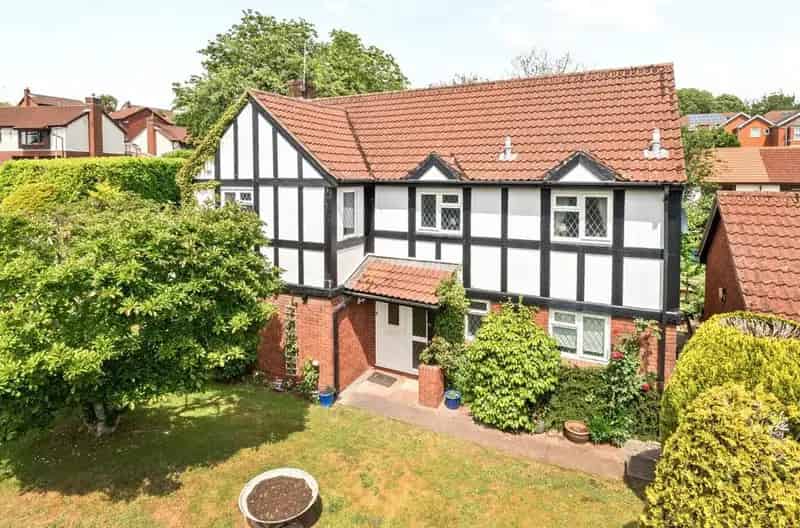 4 Bedroom Detached House For Sale Exeter