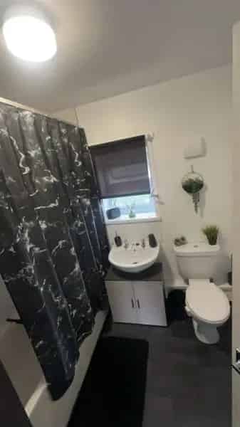 2 Bed Semi-Detached House Near M54 & M6