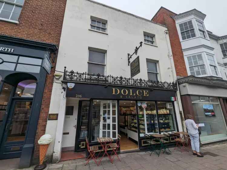 First & Second Floor Offices in Guildford Town Centre