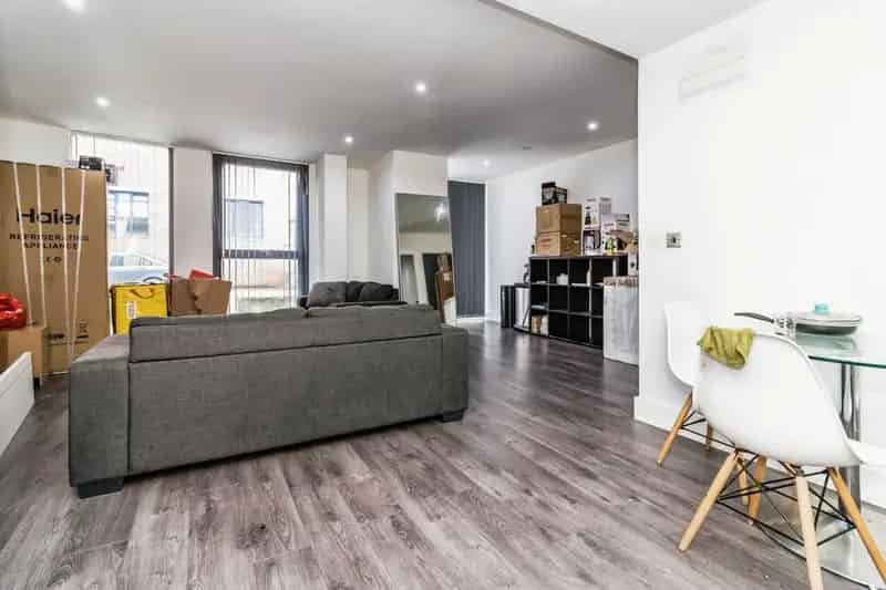 3 Bedroom Flat for Sale Manchester M4 Albion Works