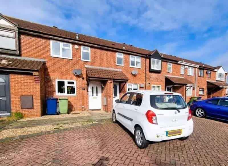 2 Bedroom House to Rent Longford