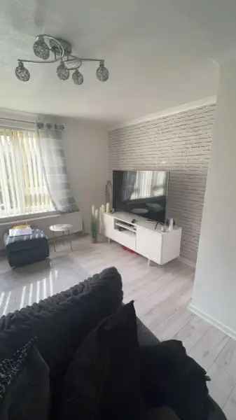 House For Rent in Sheffield, England