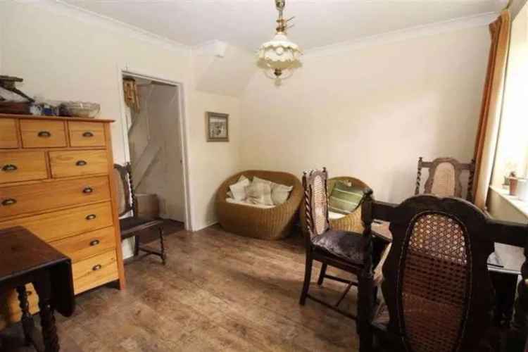 3 Bedroom End Terrace House For Sale Hale