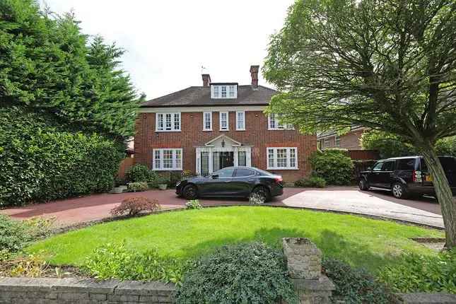 5 Bedroom Detached House Hampstead Garden Suburb
