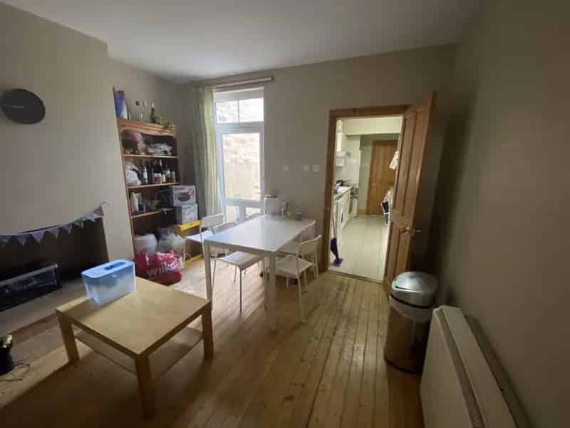 4 Bedroom Terraced House to Rent