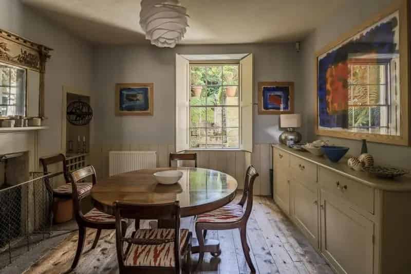 5 Bedroom Terraced House for Sale