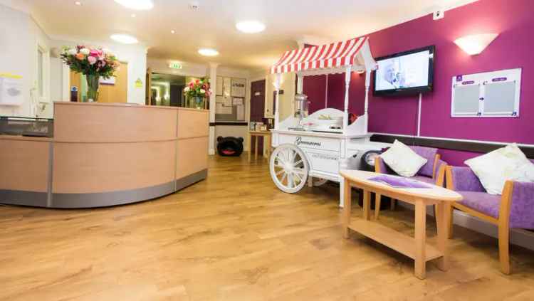 Greenacres Care Home Banstead Dementia Residential Elderly Care