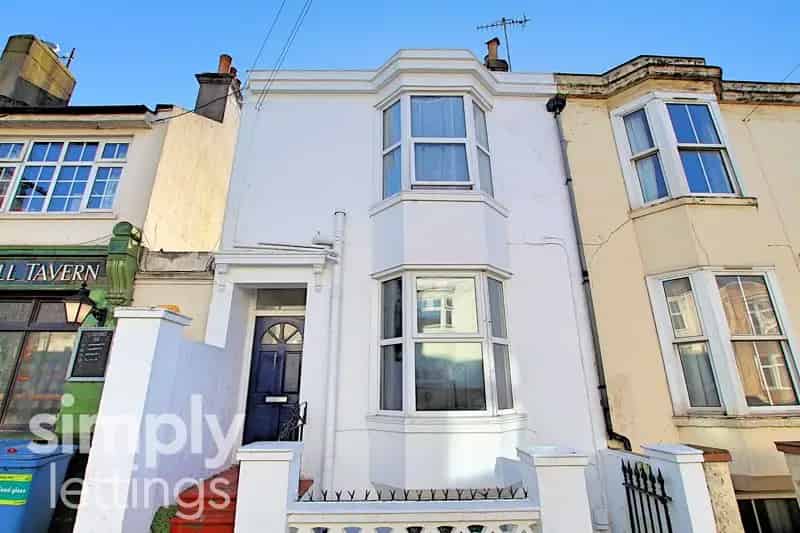 3 Bedroom Maisonette House to Rent Brighton