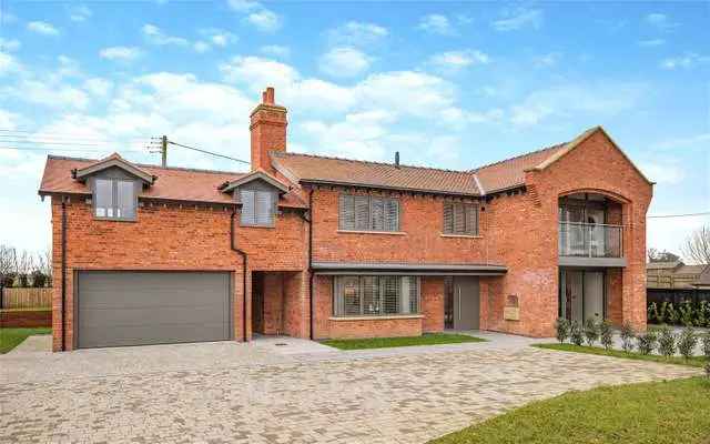 Cherry Barrow Farm, Marton, Macclesfield, Cheshire, SK11 9HF | New homes for sale | Savills
