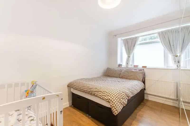 1 bed flat for sale
