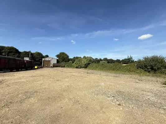 Former Haulage Yard with Industrial Warehouse Buildings To Let