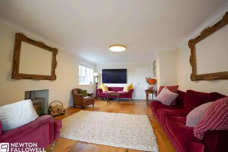4 Bed House with Annex for Sale Two Acres