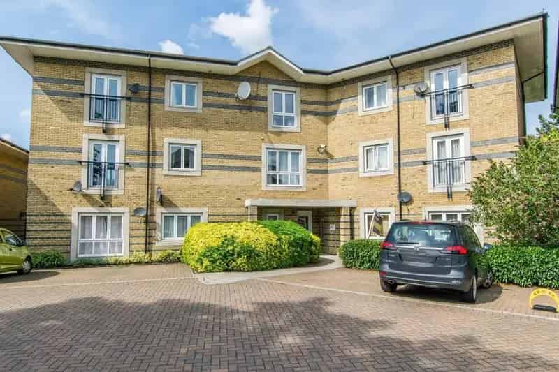 3 Bedroom Apartment for Sale in Chesterton Cambridge