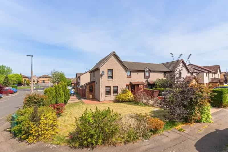 2 Bedroom End Terrace House For Sale