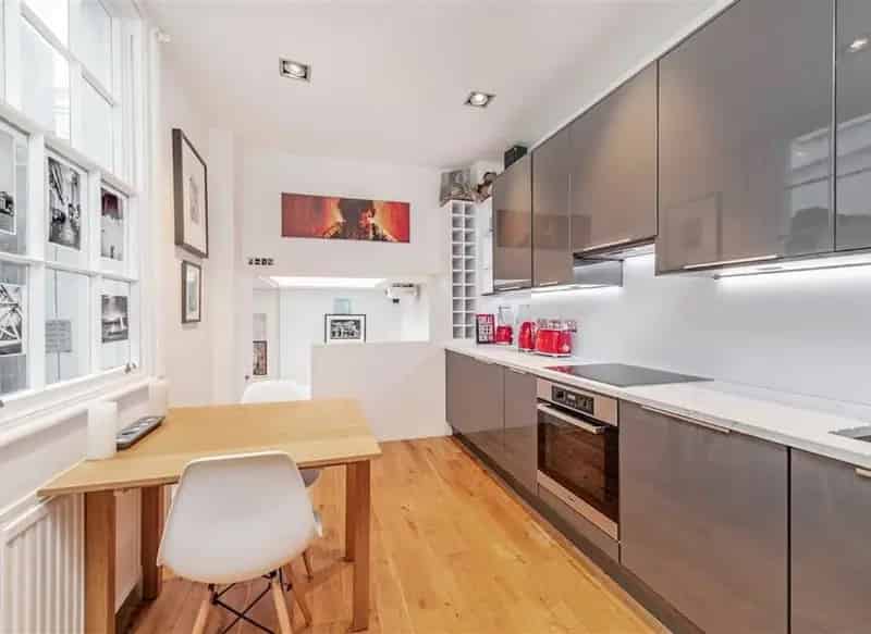 One Bedroom Apartment near Victoria Station SW1