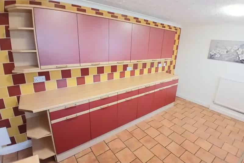 Spacious 3-Bed House Available Immediately - Zero Deposit Guarantee