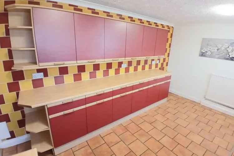 Spacious 3-Bed House Available Immediately - Zero Deposit Guarantee