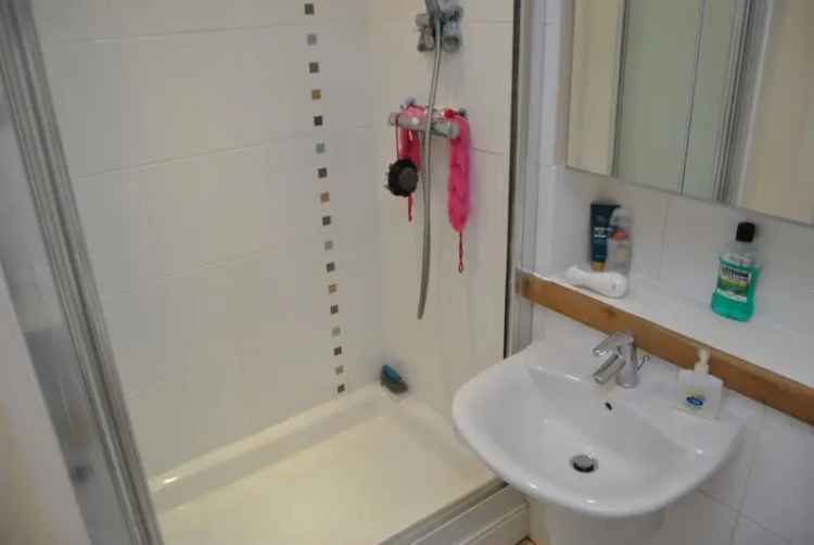 1 Bedroom Flat Near New Street Station