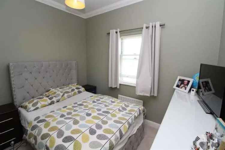 4 Bed Townhouse For Sale Near M1