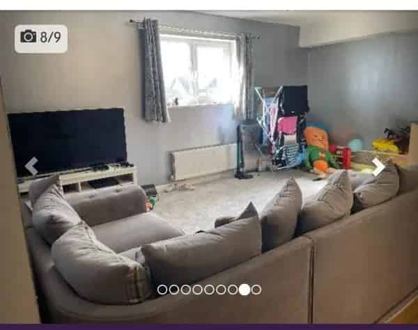2 Bed Flat Carshalton - Quiet Garden View Parking