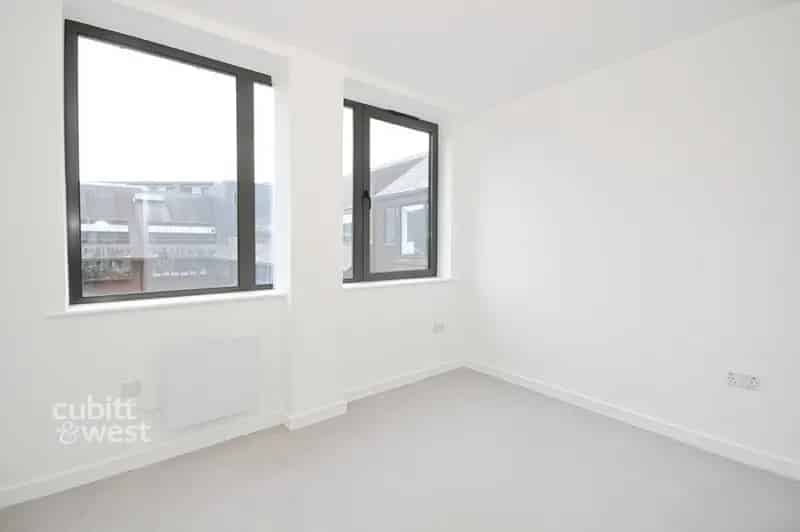 1 Bedroom Apartment to Rent Redhill