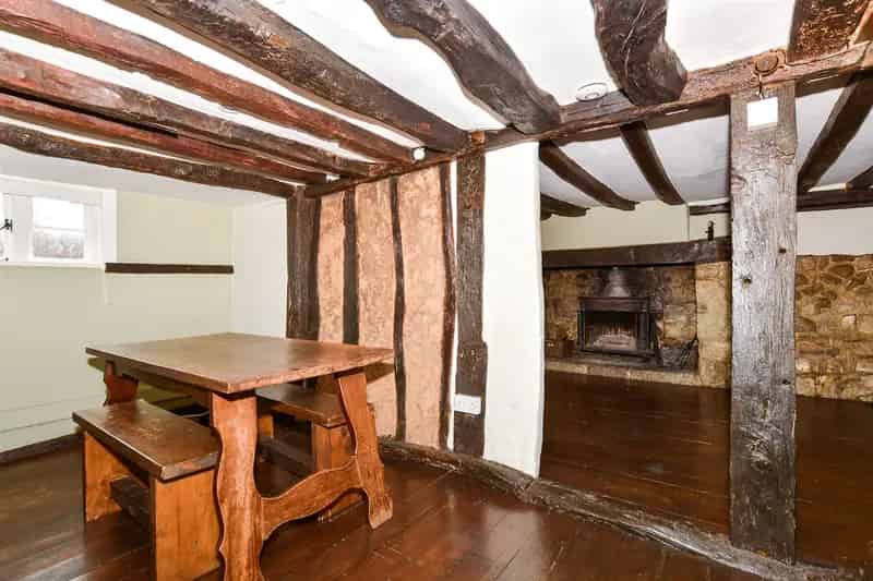 2 Bedroom Semi-Detached Character Cottage For Sale