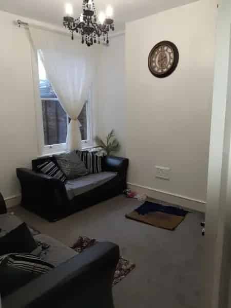 Lovely House near Walthamstow Central Station