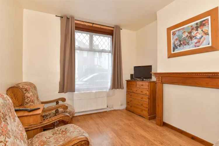 2 Bedroom Terraced House For Sale Near Gravesend Station