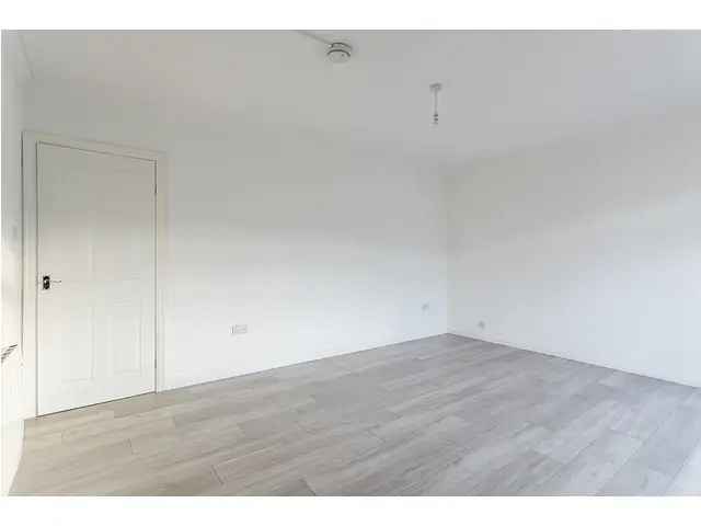 2 Bedroom Flat for Sale in Blackford Edinburgh