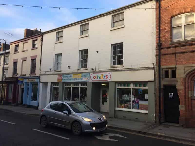 Welshpool Town Centre Offices with Parking