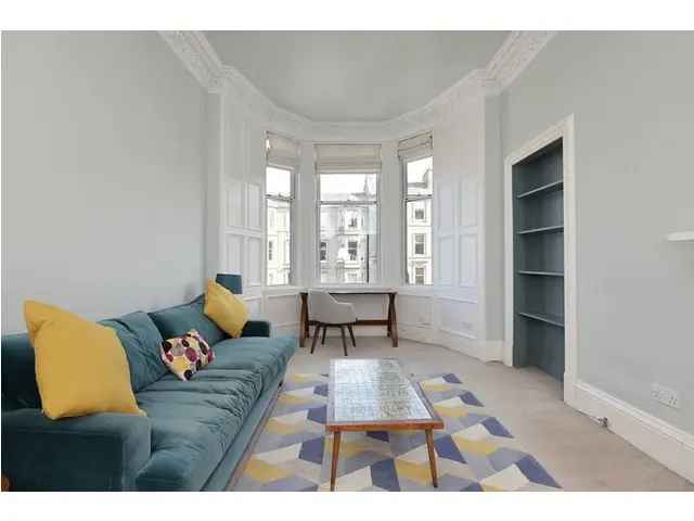 1 Bedroom Flat for Sale Hillside Wellington Street