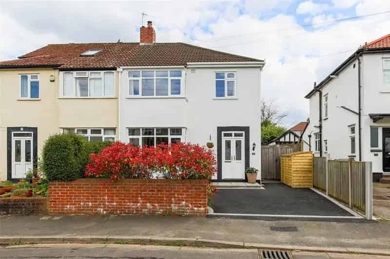 3 Bedroom Semi-Detached House for Sale